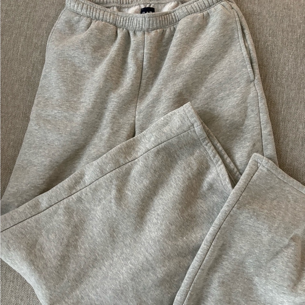 GAP wide leg sweatpant XS